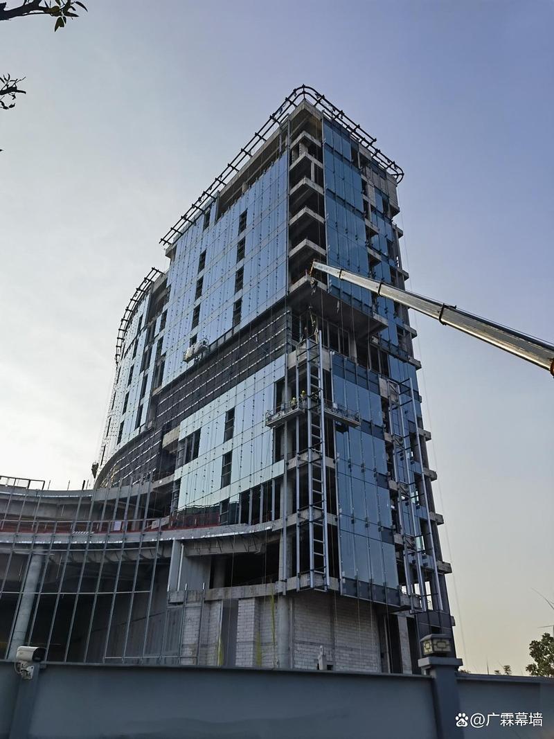 幕墙施工与维护保障城市建筑安全